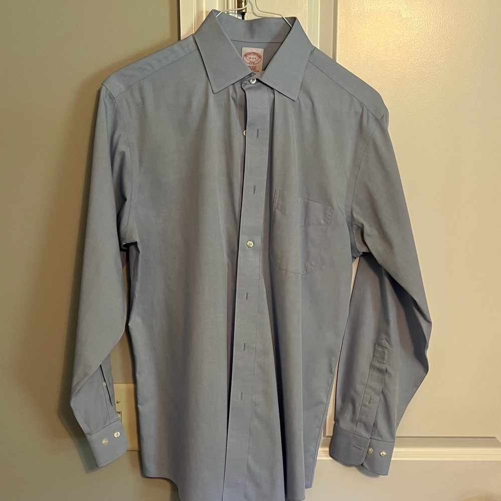 Brooks Brothers Spread Collar Shirt - Regular Fit - Size 15 2/3